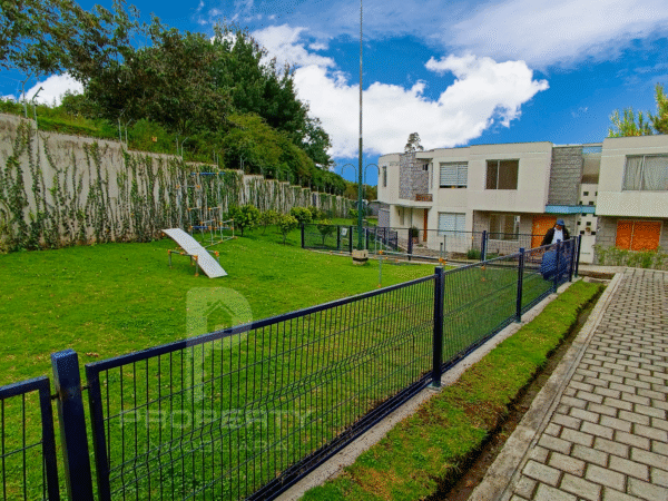 Conocoto Miranda Casa 3 dormitorios jardín y parqueadero Por estrenar FINANCIAMIENTO CRÉDITO VIP - Image 13