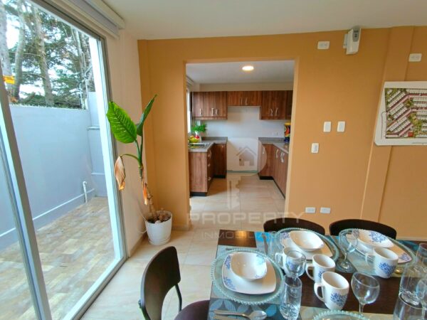 Conocoto Miranda Casa 3 dormitorios jardín y parqueadero Por estrenar FINANCIAMIENTO CRÉDITO VIP - Image 2