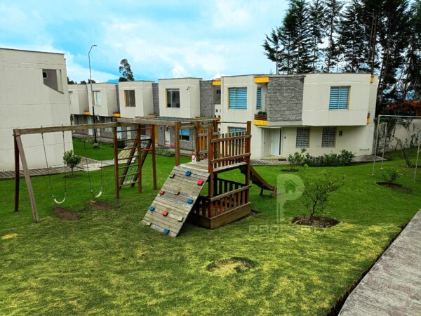 Conocoto Miranda Casa 3 dormitorios jardín y parqueadero Por estrenar FINANCIAMIENTO CRÉDITO VIP - Image 12