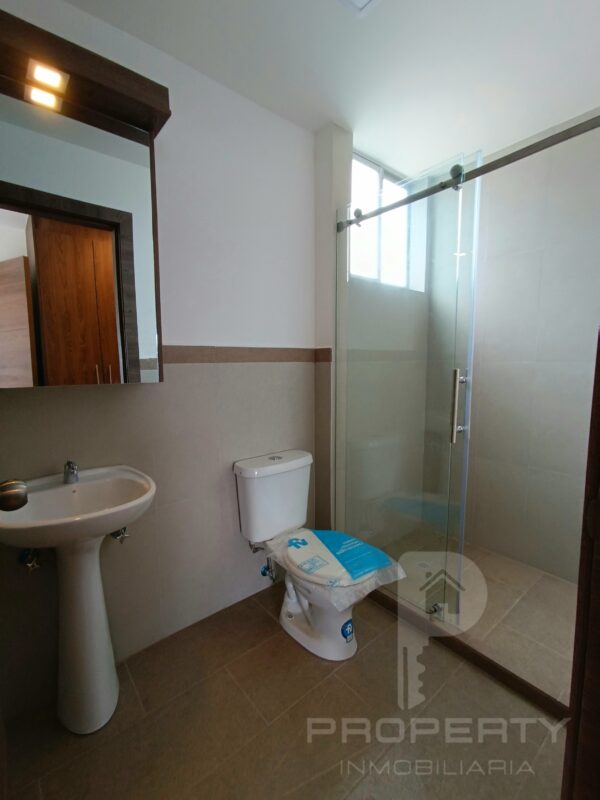 Casas Crédito VIP Conocoto 3 dormitorios 2 parqueaderos con Piscina y transporte público a la puerta - Image 12