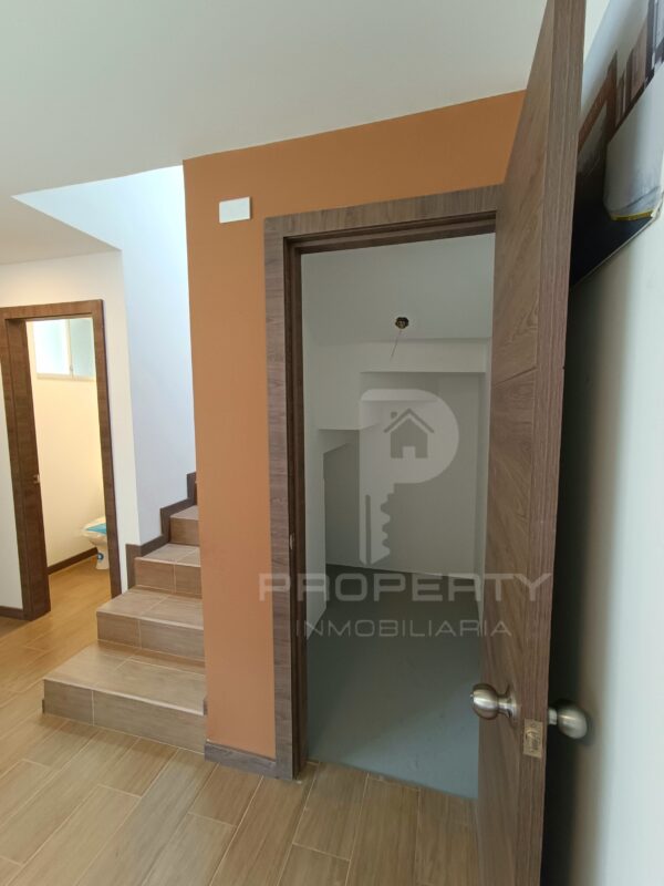 Casas Crédito VIP Conocoto 3 dormitorios 2 parqueaderos con Piscina y transporte público a la puerta - Image 7