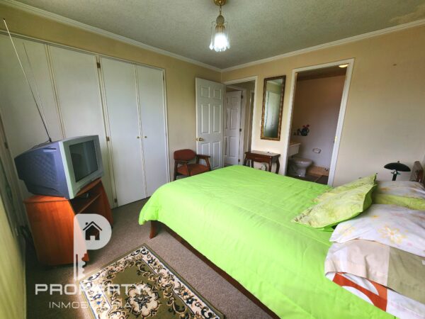 Departamento amoblado 3 dormitorios 1 parqueadero en venta Cotocollao Norte Quito Terraza lavandería - Image 7