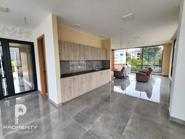 Departamento POR ESTRENAR a minutos de La Carolina 2 dormitorios Centro norte de Quito Parqueadero - Image 17
