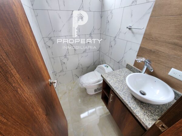 POR ESTRENAR Casa 4 dormitorios 4 parqueaderos AMPLIO PATIO terraza Cashapamba Valle de los Chillos - Image 18