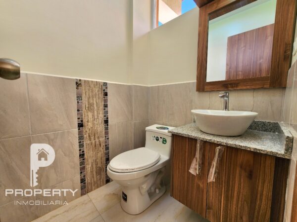 POR ESTRENAR La Armenia Valle de los Chillos Casa en venta 3 dormitorios 1 estudio 2 parqueaderos - Image 4