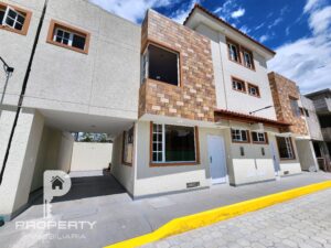 POR ESTRENAR La Armenia Valle de los Chillos Casa en venta 3 dormitorios 1 estudio 2 parqueaderos