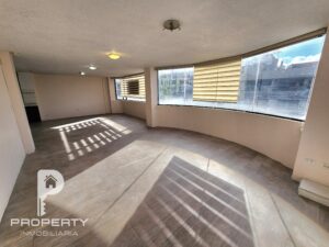 Departamento 4 DORMITORIOS 180 m² construcción en Cotocollao Norte de Quito con Parqueadero y Bodega